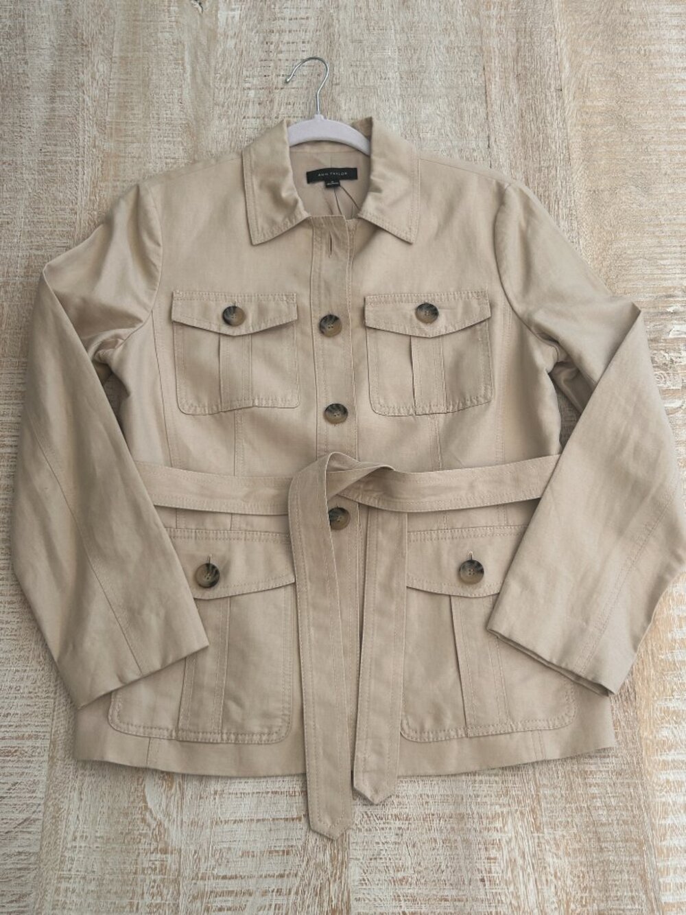 Ann Taylor Lined Safari Utility Jacket Beige/Tan/Creme Linen Cotton Size 8 - Picture 3 of 10
